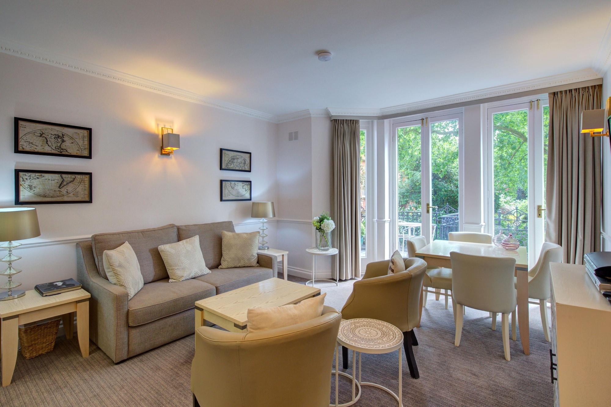 Apartahotel Collingham Con Servicio 4*