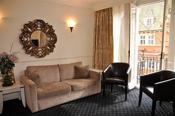 Apartahotel Collingham Con Servicio